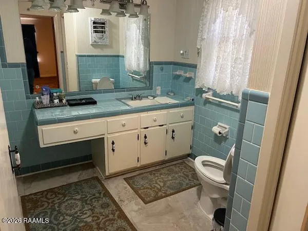 $140,000 | 609 Old Kaplan Highway, Abbeville, LA 70510