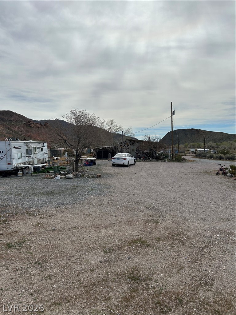 100 West Spruce Street Beatty, NV 89003 - Photo 27 of 28 Corner of fence line facing the back of the property.