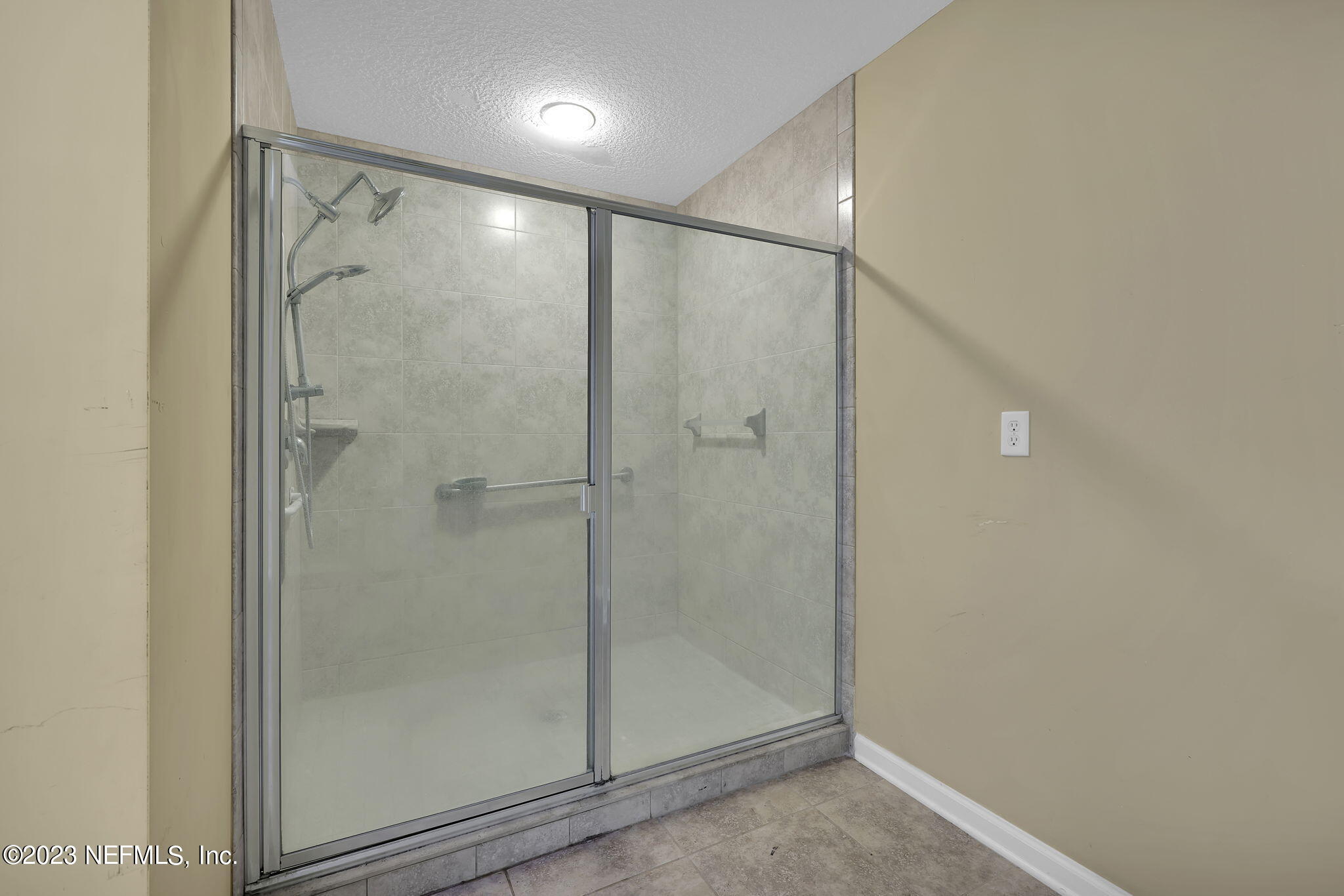 10128 Hood Road Jacksonville, FL 32257 - Photo 18 of 30 18-web-or-mls-10128 Hood_018