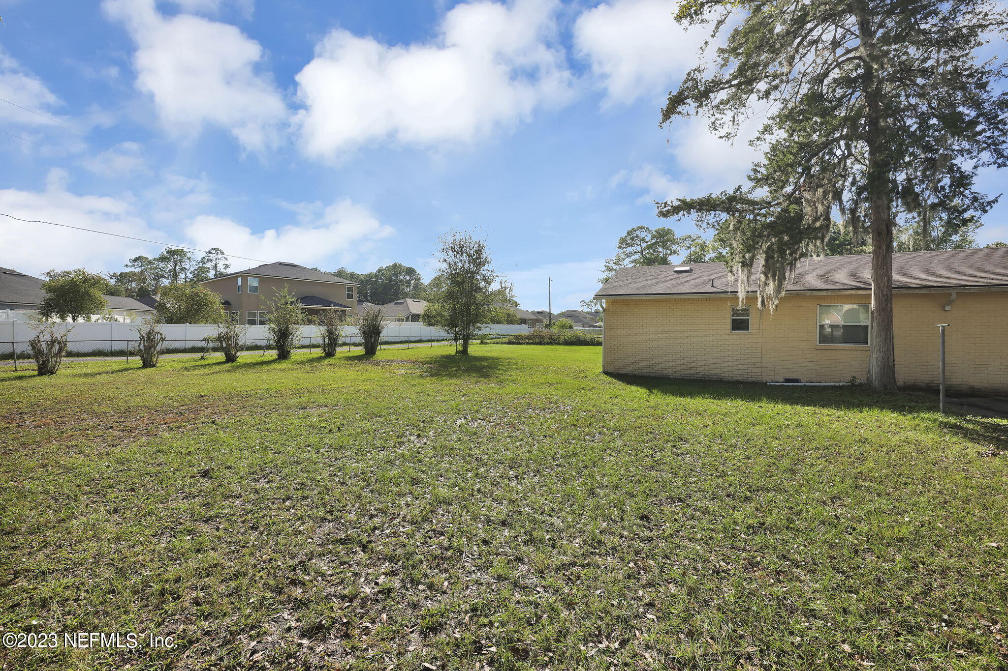 10128 Hood Road Jacksonville, FL 32257 - Photo 4 of 30 4-web-or-mls-10128 Hood_004
