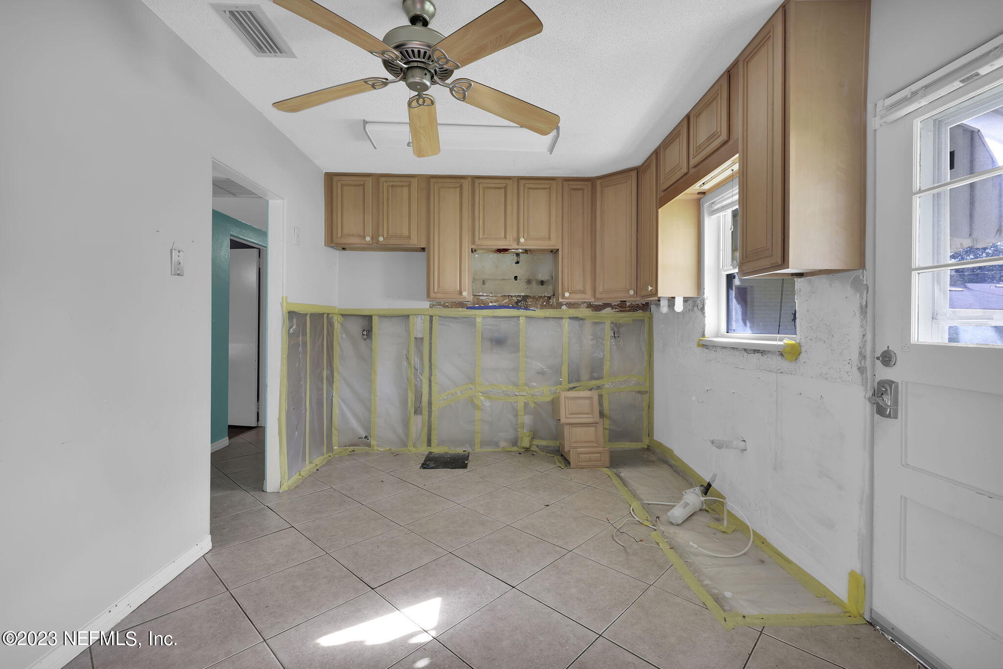 10128 Hood Road Jacksonville, FL 32257 - Photo 9 of 30 9-web-or-mls-10128 Hood_009