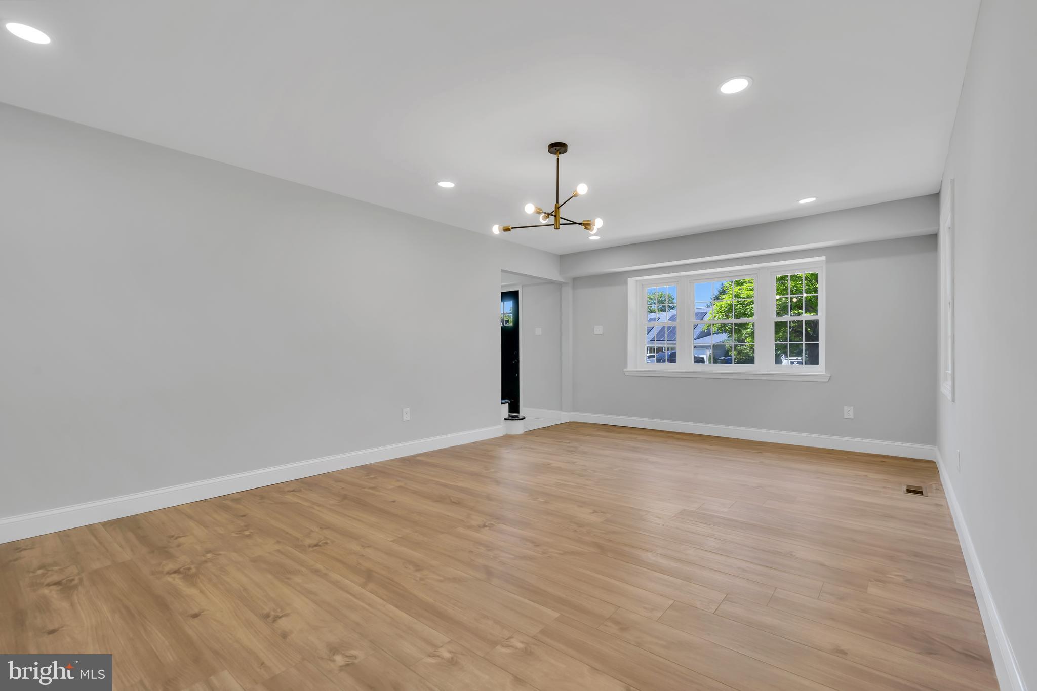 39 Edgely Lane Willingboro, NJ 08046 - Photo 14 of 47