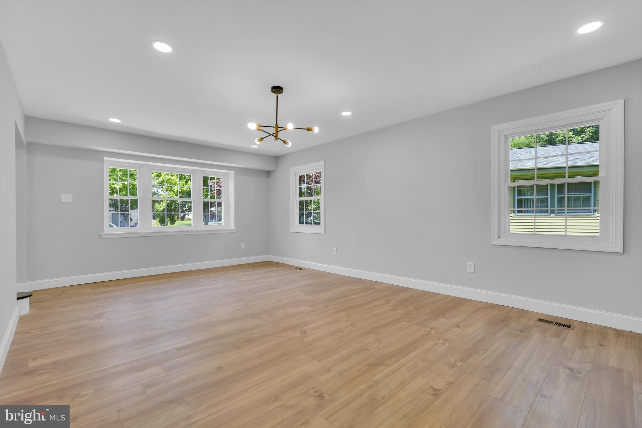39 Edgely Lane Willingboro, NJ 08046 - Photo 15 of 47