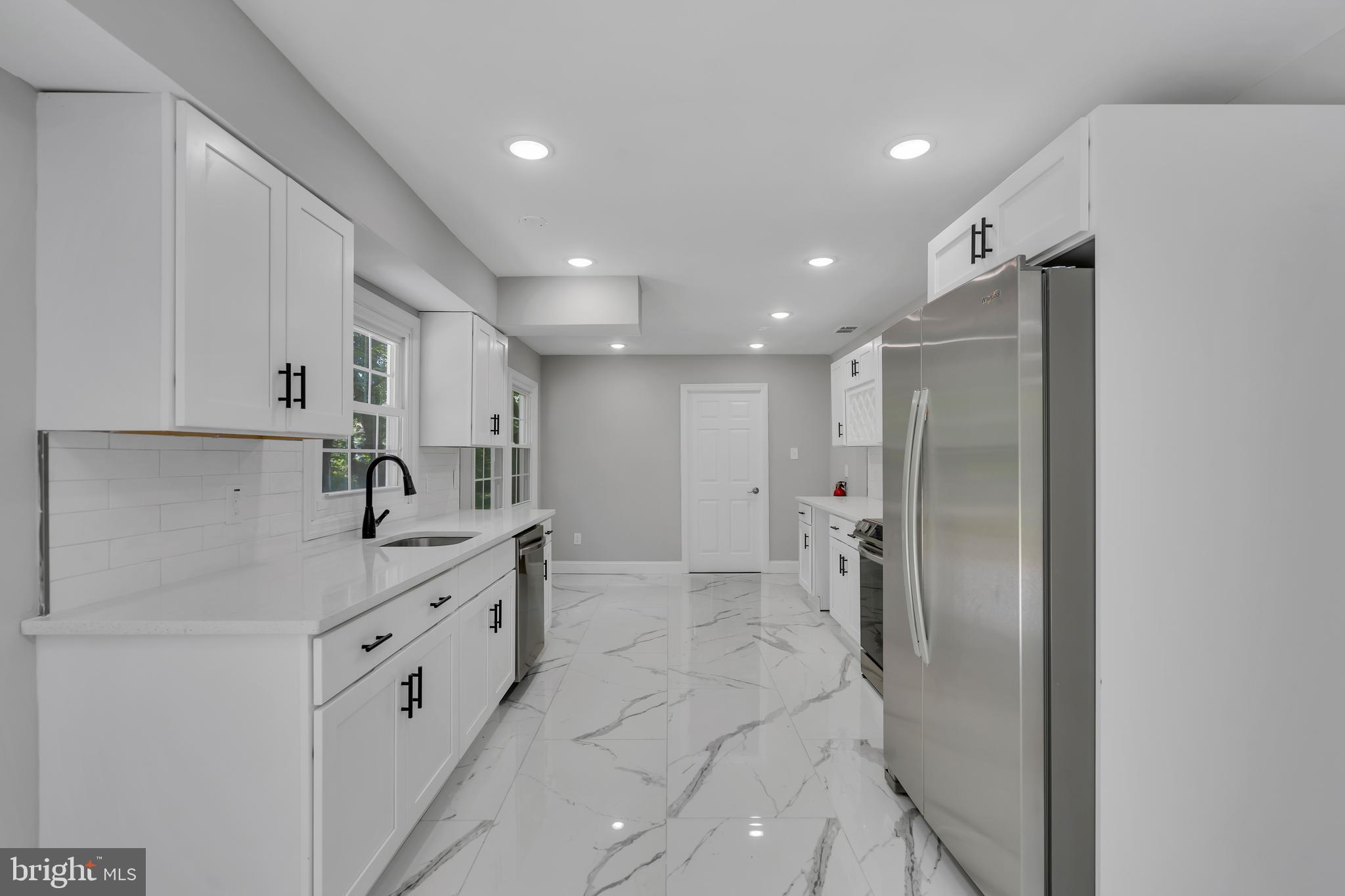 39 Edgely Lane Willingboro, NJ 08046 - Photo 22 of 47