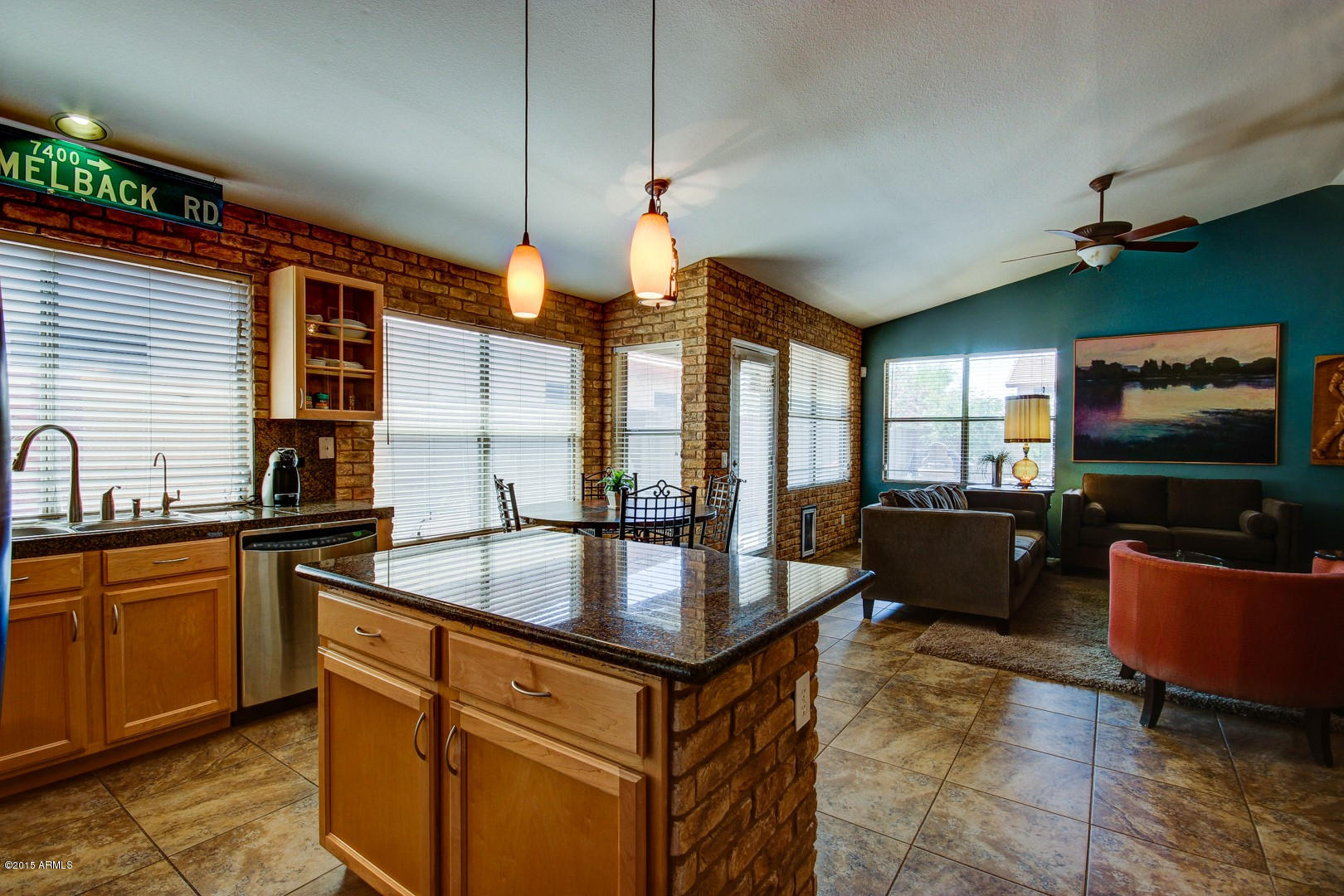4729 East Jaeger Road Phoenix, AZ 85050 - Photo 10 of 20 Kitchen