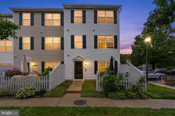 $335,000 | 10 A Ironstone Court, Annapolis, MD 21403