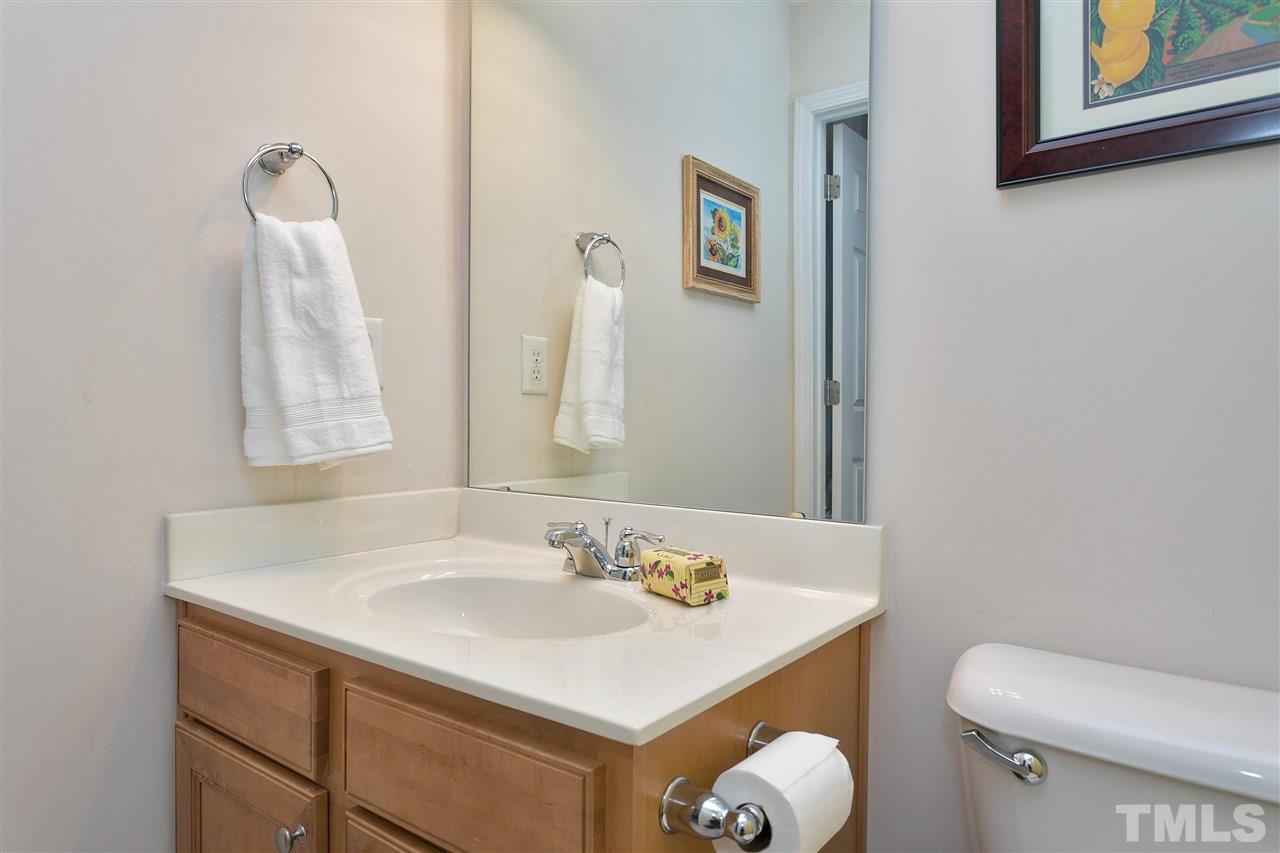 2743 Laurel Cherry Street Raleigh, NC 27612 - Photo 17 of 23 Gallery Image 17