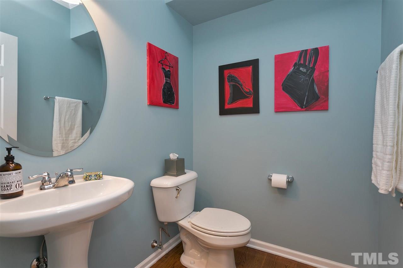 2743 Laurel Cherry Street Raleigh, NC 27612 - Photo 10 of 23 Gallery Image 10