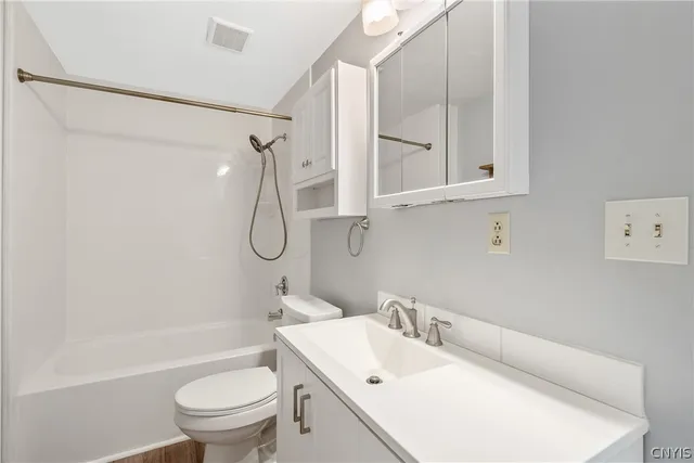 $1,500 | 327 Village Boulevard North, Van Buren, NY 13027