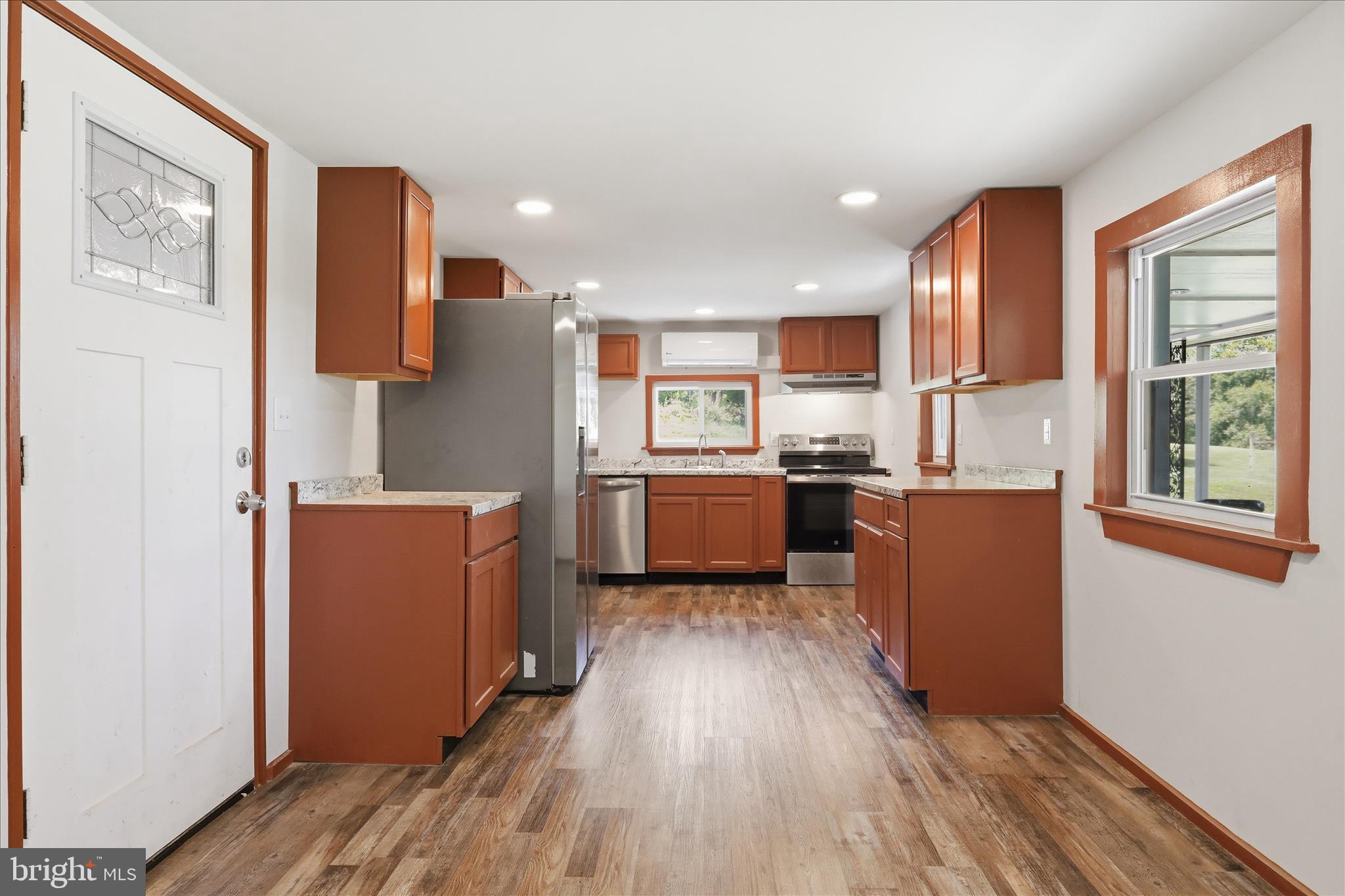 6340 Coffman Farms Road Keedysville, MD 21756 - Photo 3 of 48 Spacious Kitchen