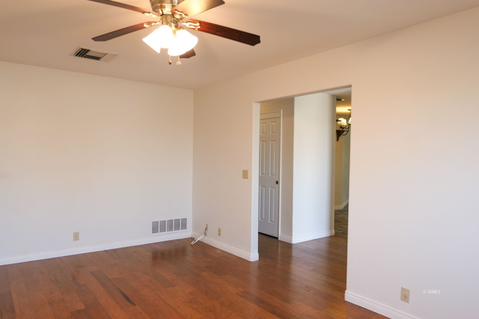 401 Lorene Court Ridgecrest, CA 93555 - Photo 6 of 41