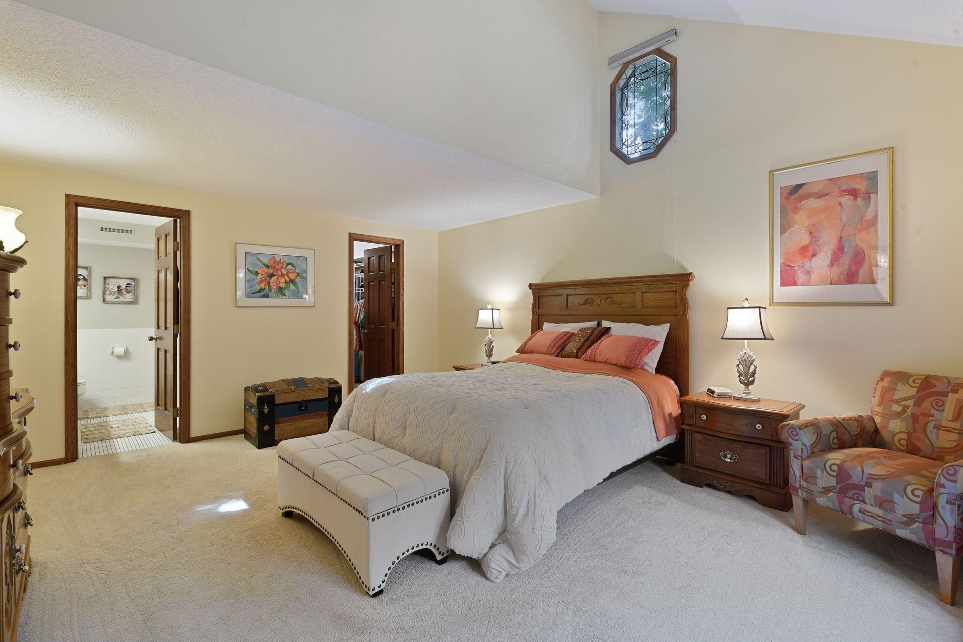17655 Breconwood Road Minnetonka, MN 55391 - Photo 18 of 35 Gallery Image 18