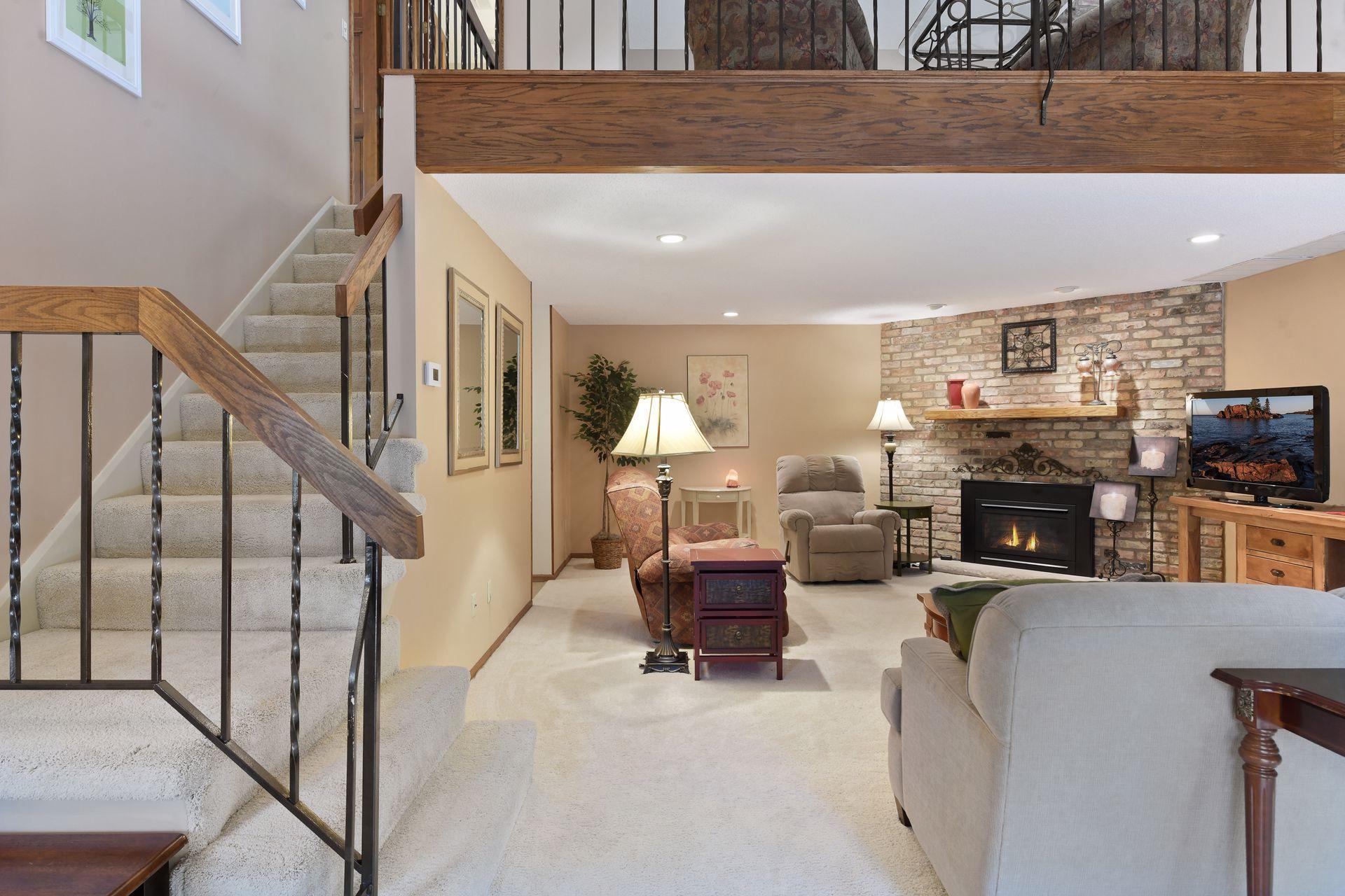 17655 Breconwood Road Minnetonka, MN 55391 - Photo 6 of 35 Gallery Image 6