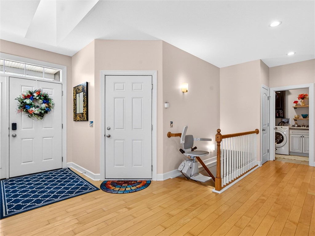 109 Marc-Mar Trail Gates, NY 14606 - Photo 6 of 44