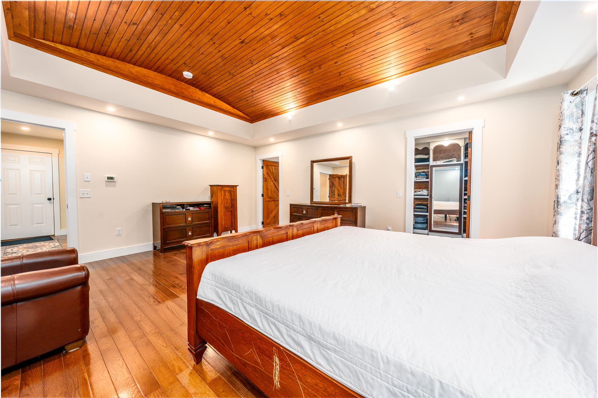 265 Cotuit Road Mashpee, MA 02649 - Photo 12 of 26 1stbedroom2