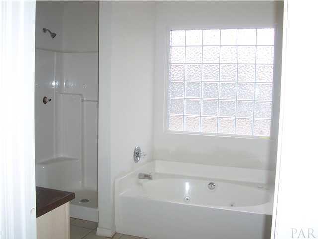 2278 Liberty Loop Road, Unit 24D Cantonment, FL 32533 - Photo 9 of 24 master bath
