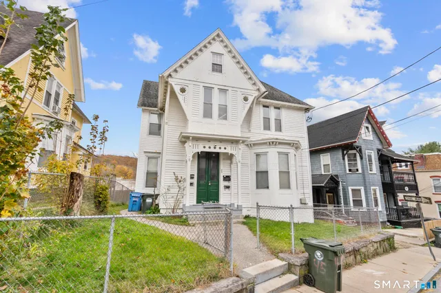 $500,000 | 45 Cliff Street, Norwich, CT 06360