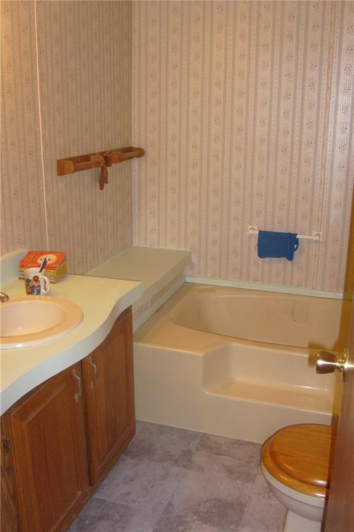 3289 Old Springfield Road Springfield, OH 45502 - Photo 15 of 35