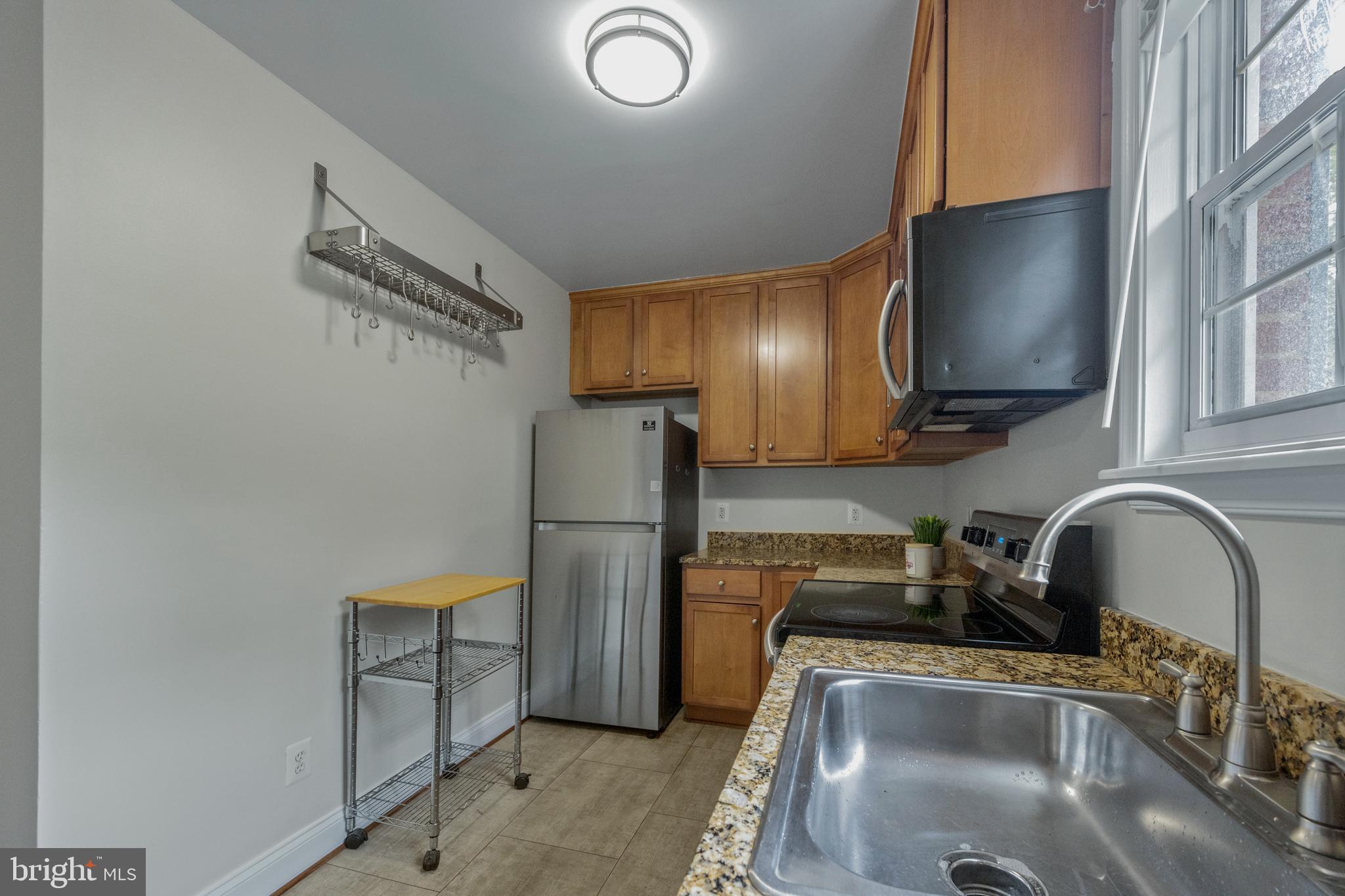 19 Post, Unit AVENUE 203 Laurel, MD 20707 - Photo 13 of 26 Kitchen