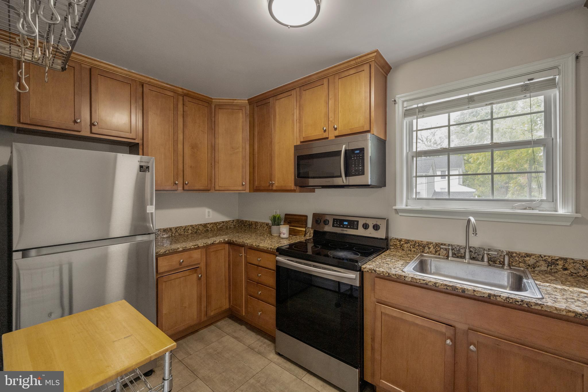 19 Post, Unit AVENUE 203 Laurel, MD 20707 - Photo 14 of 26 Kitchen