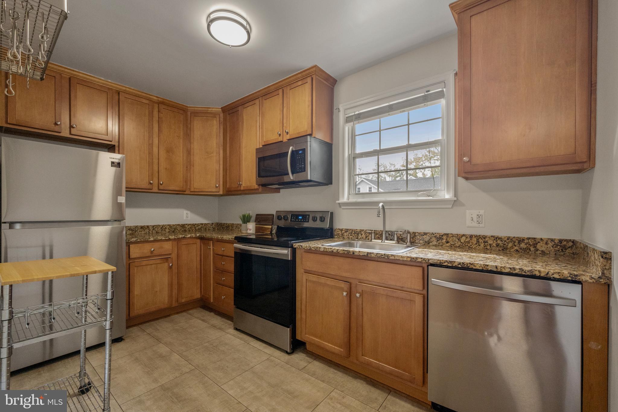 19 Post, Unit AVENUE 203 Laurel, MD 20707 - Photo 15 of 26 Kitchen