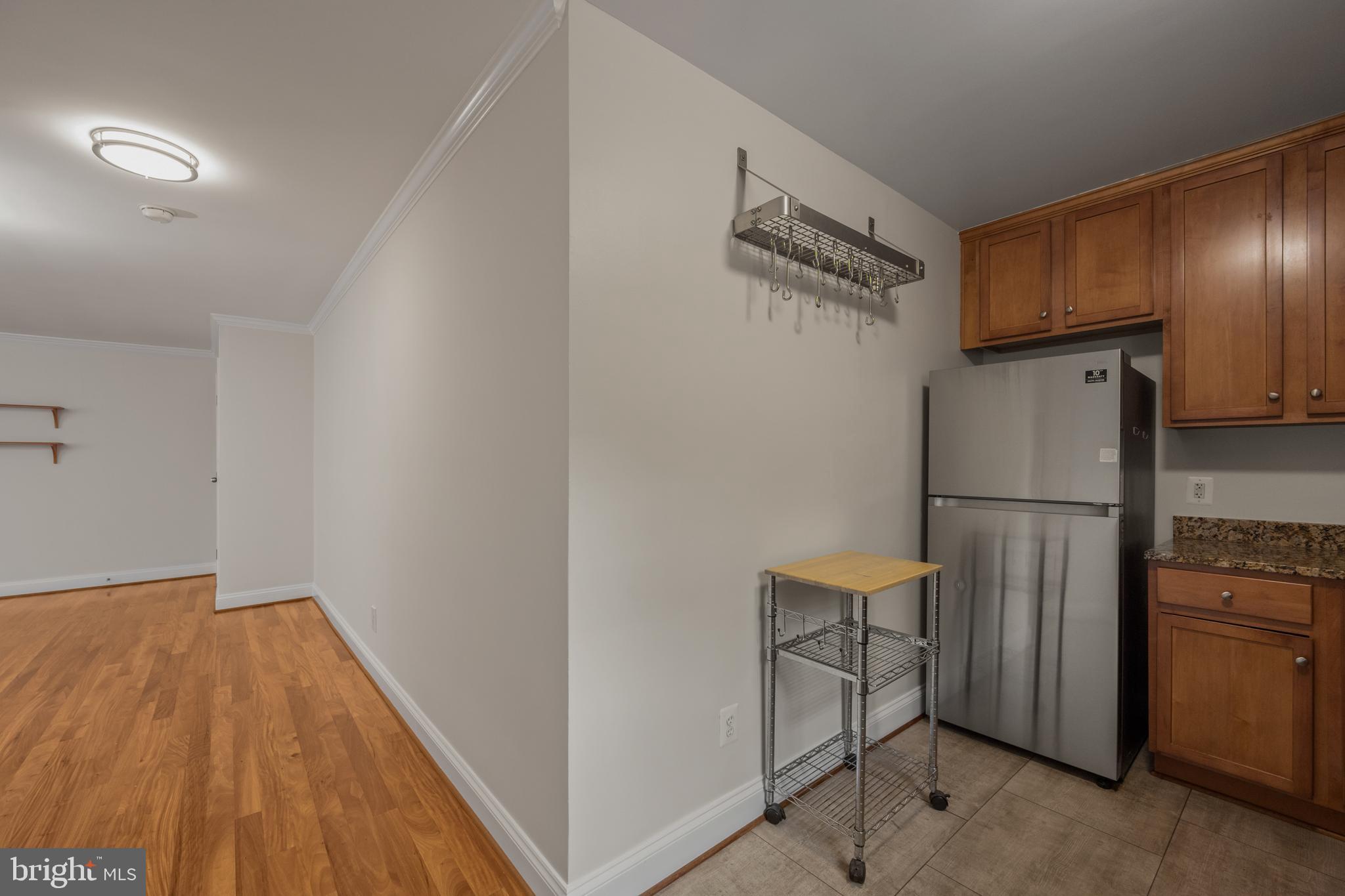 19 Post, Unit AVENUE 203 Laurel, MD 20707 - Photo 17 of 26 Kitchen