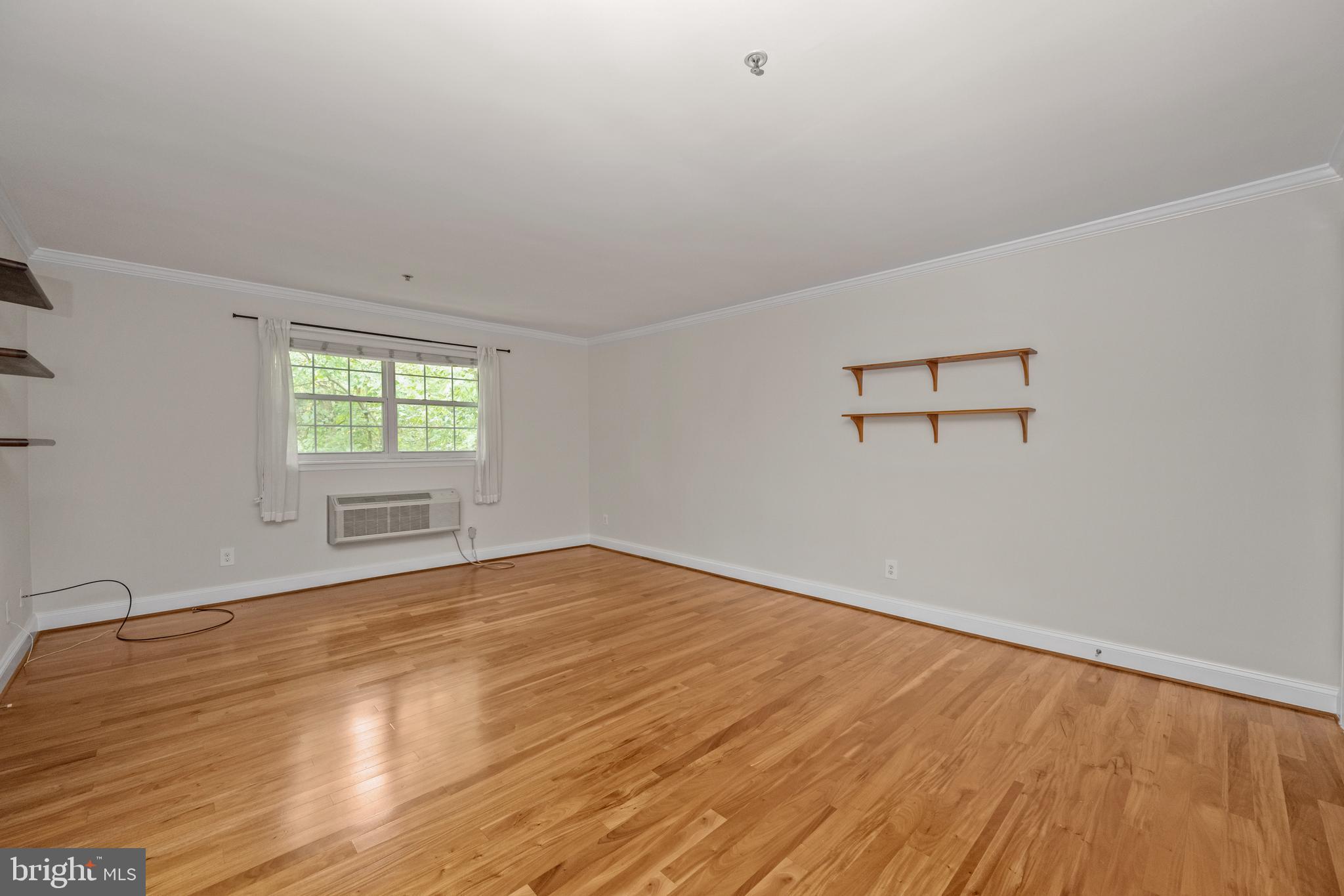 19 Post, Unit AVENUE 203 Laurel, MD 20707 - Photo 6 of 26 Living Room