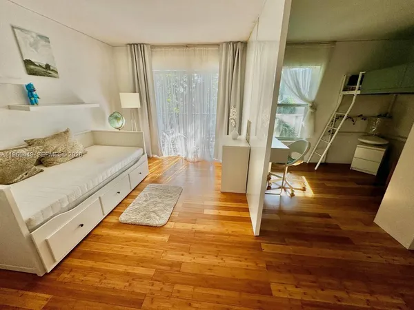 $3,690 | 1001 Three Islands Boulevard, Unit 331, Hallandale Beach, FL 33009