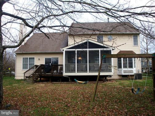 18805 Falling Star Road Germantown, MD 20874 - Photo 2 of 4 Exterior (Rear)