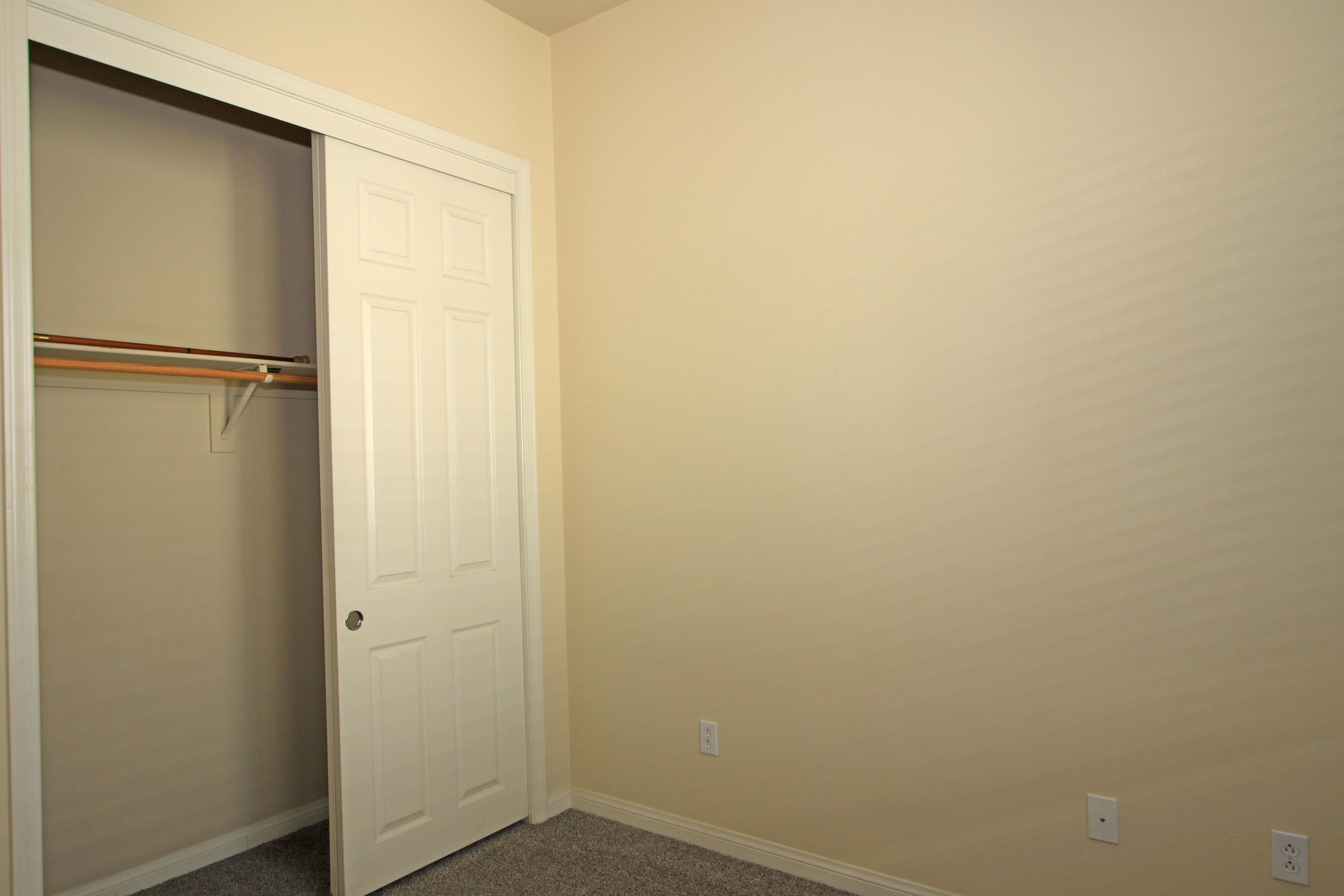 81642 Avenida Bolero Indio, CA 92203 - Photo 31 of 38 a view of small space