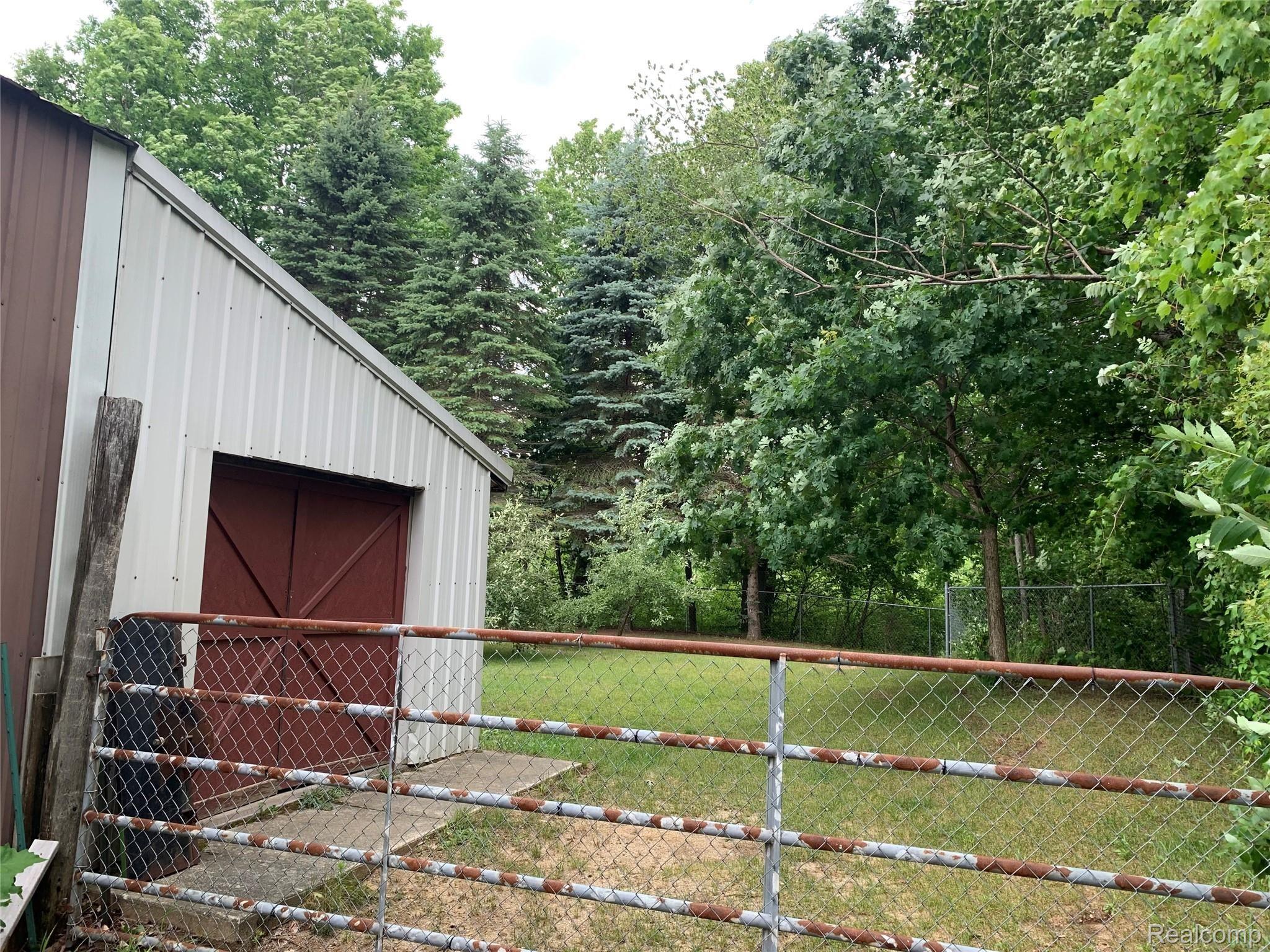 269 Goodrich Road Fostoria, MI 48435 - Photo 37 of 40 0ED3685E-C8A1-4EF6-BBDE-F0A9A5FFFC5A.jpeg