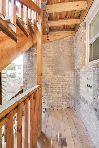 $289,000 | 6421 North Greenview Avenue, Unit 2W, Chicago, IL 60626