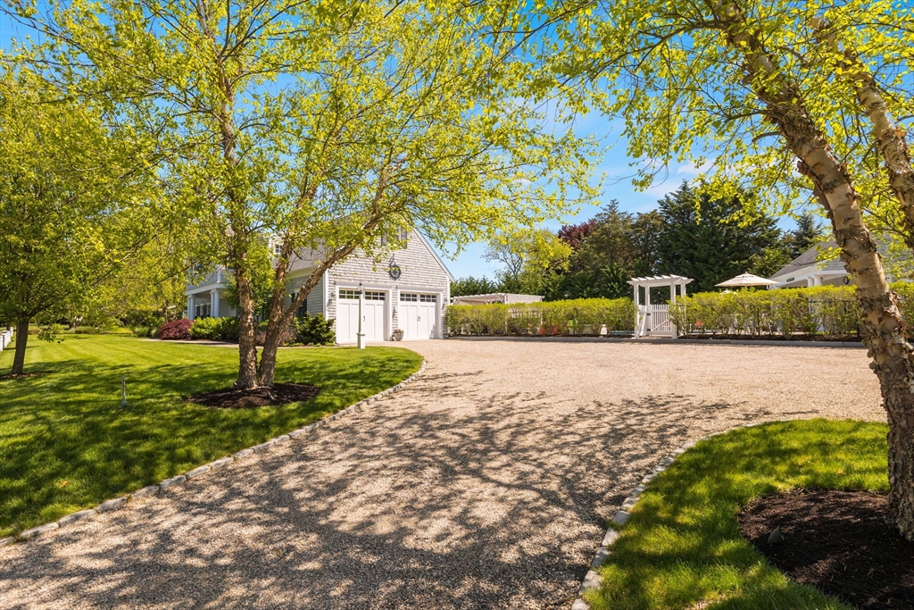 10 Shiverick Road Dennis, MA 02641 - Photo 4 of 41