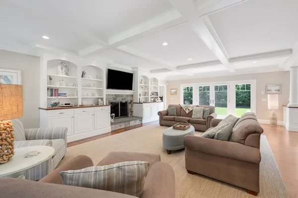 $4,950,000 | 10 Shiverick Road, Dennis, MA 02641