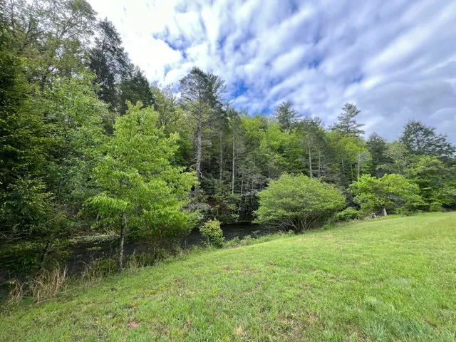 $145,000 | Lot 45 Black Diamond Drive, New Castle, VA 24127