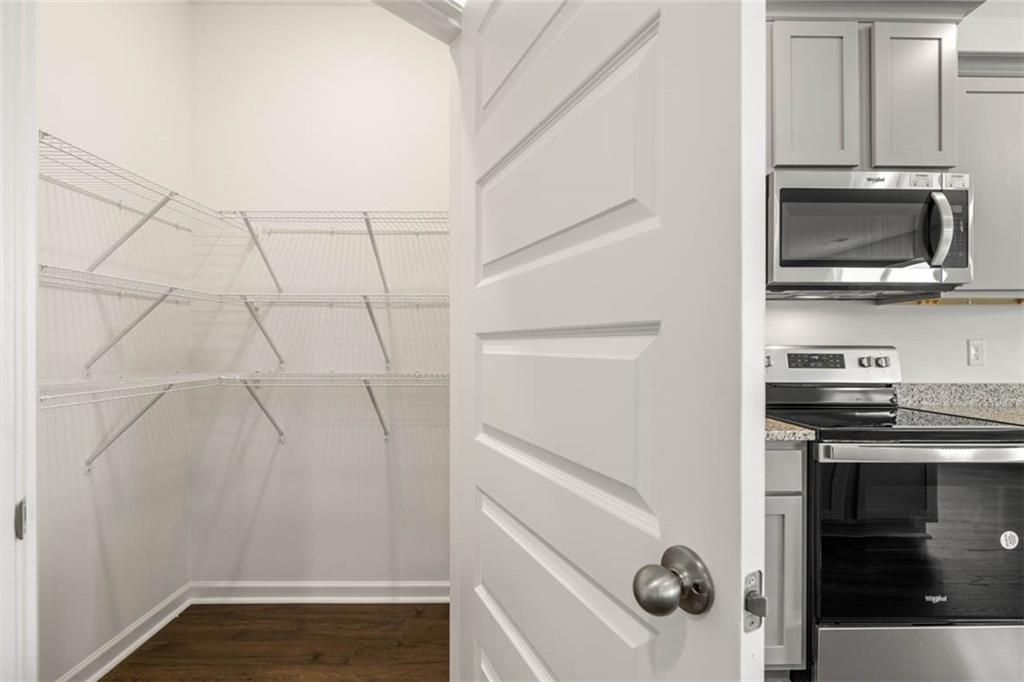 647 Whitman Lane Stockbridge, GA 30281 - Photo 15 of 50