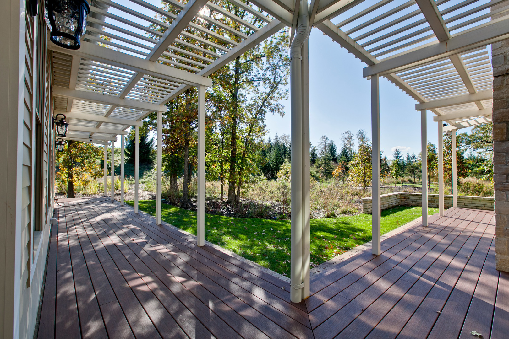 26366 North Farwell Road Mettawa, IL 60045 - Photo 13 of 30 a view of a porch with a garden
