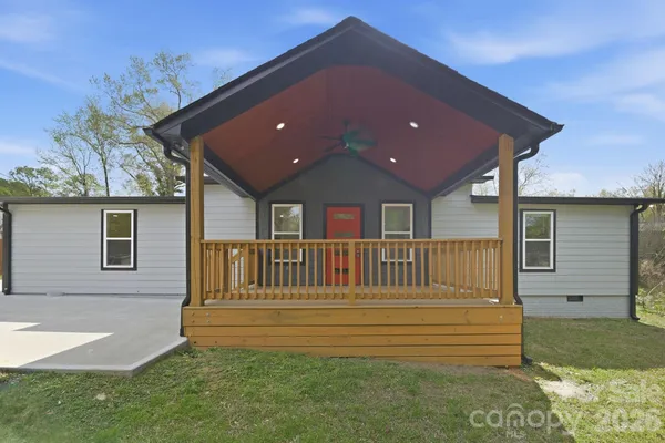 $460,000 | 501 Friendship Drive, Matthews, NC 28105