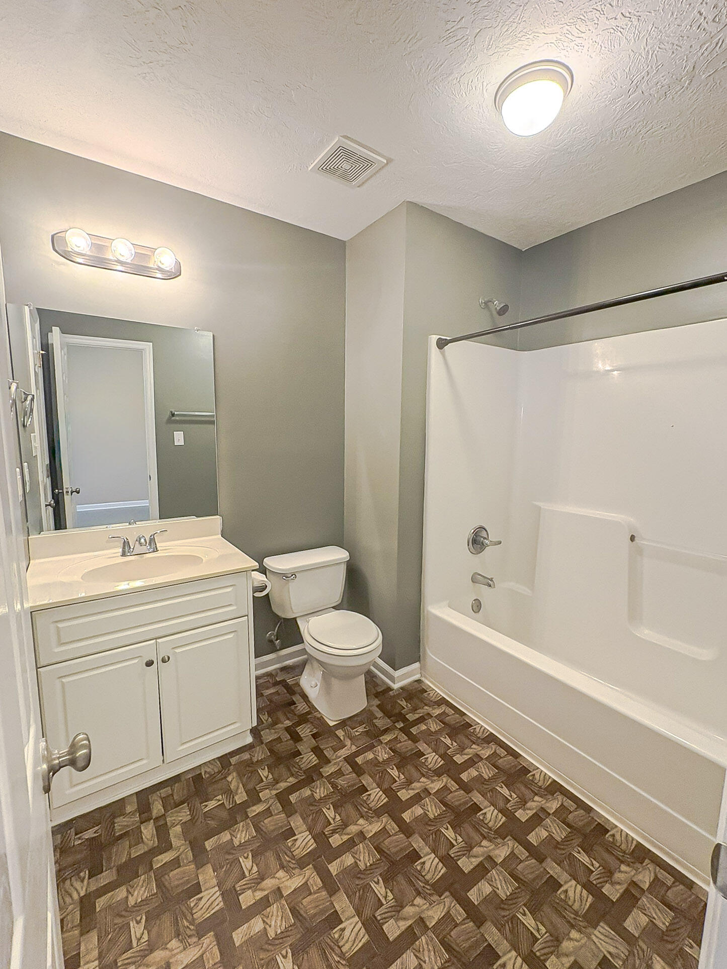 433 Flowing Creek Drive Evans, GA 30809 - Photo 13 of 15 15-IMG_3288