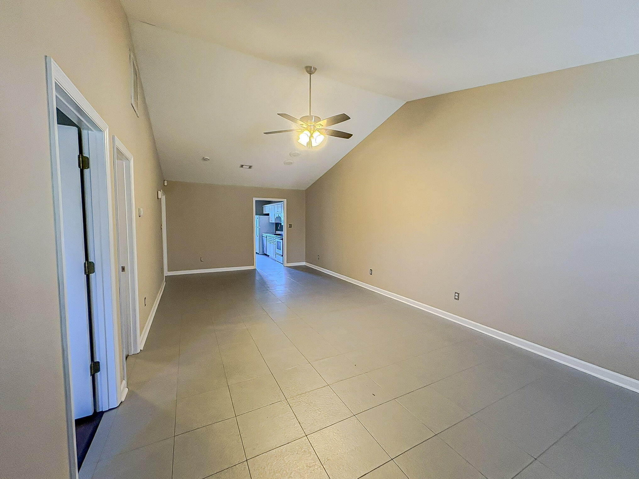 433 Flowing Creek Drive Evans, GA 30809 - Photo 2 of 15 12-IMG_3285