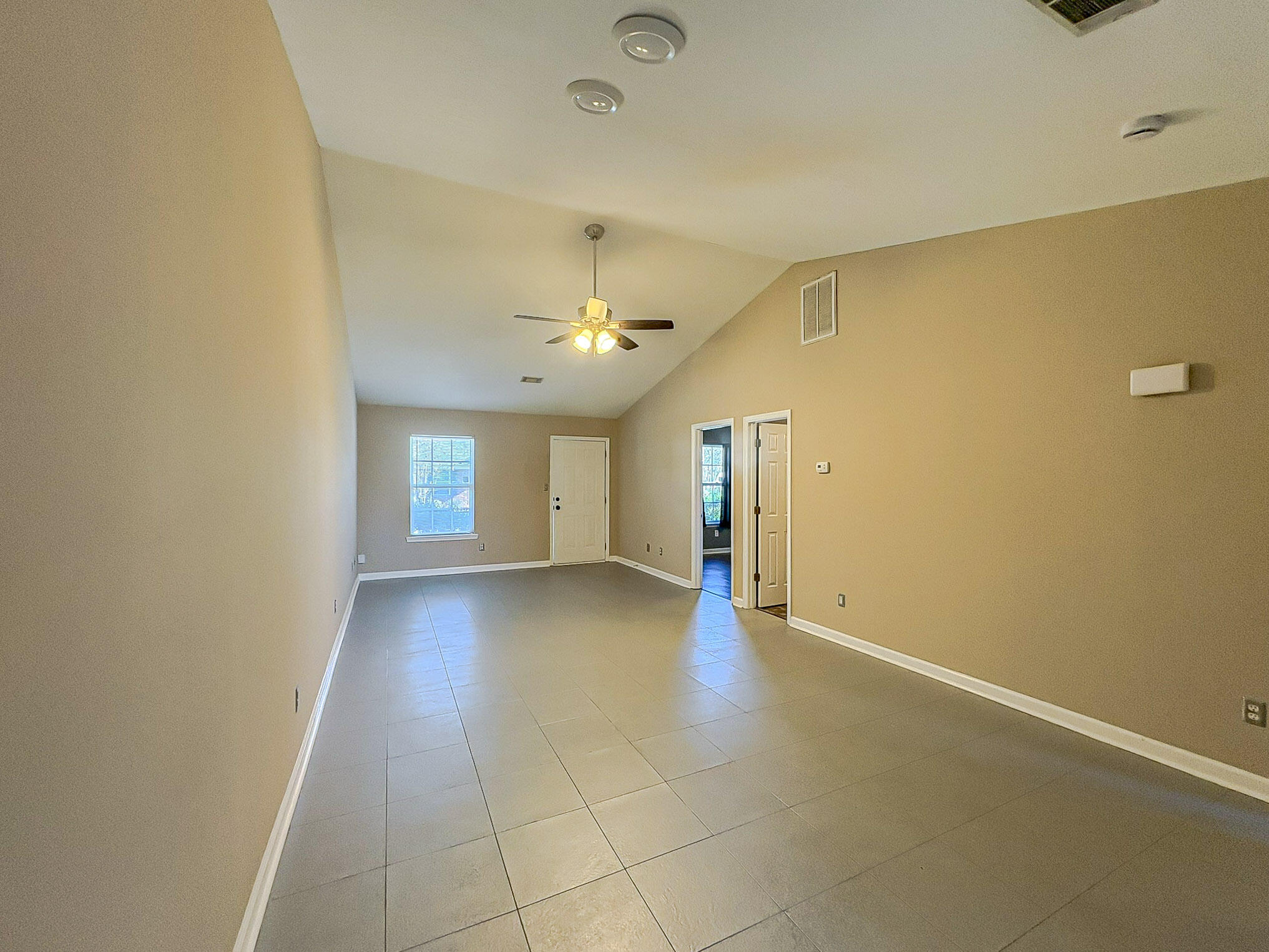 433 Flowing Creek Drive Evans, GA 30809 - Photo 3 of 15 7-IMG_3279