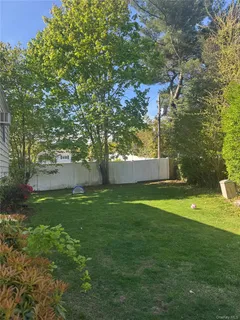 $769,000 | 29 Ripley Drive, Northport, NY 11768