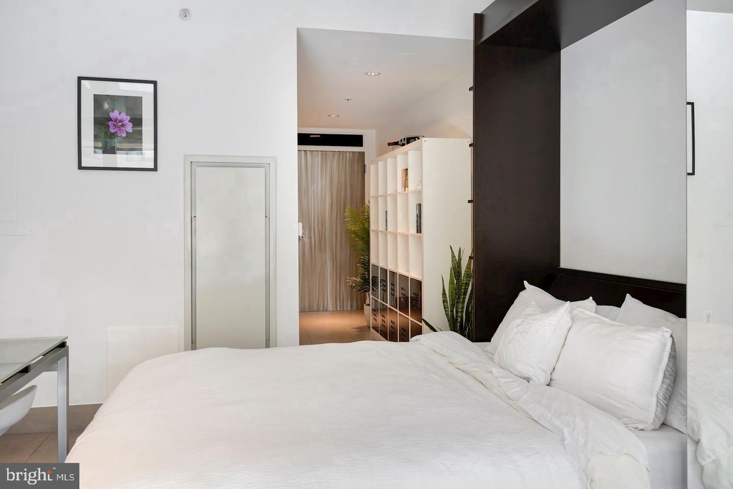 1133 14th Street Northwest, Unit 505 Washington, DC 20005 - Photo 13 of 23