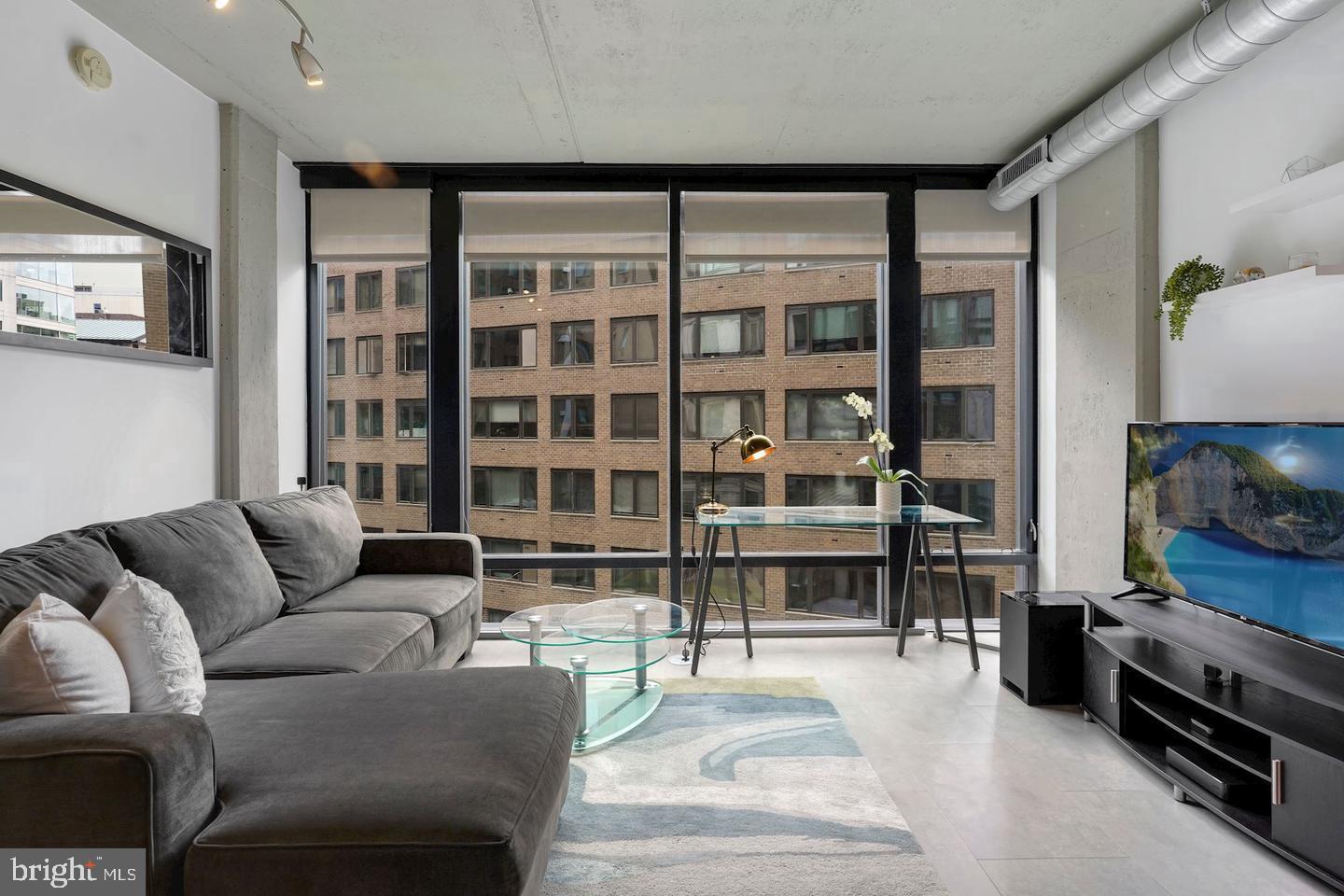 1133 14th Street Northwest, Unit 505 Washington, DC 20005 - Photo 3 of 23