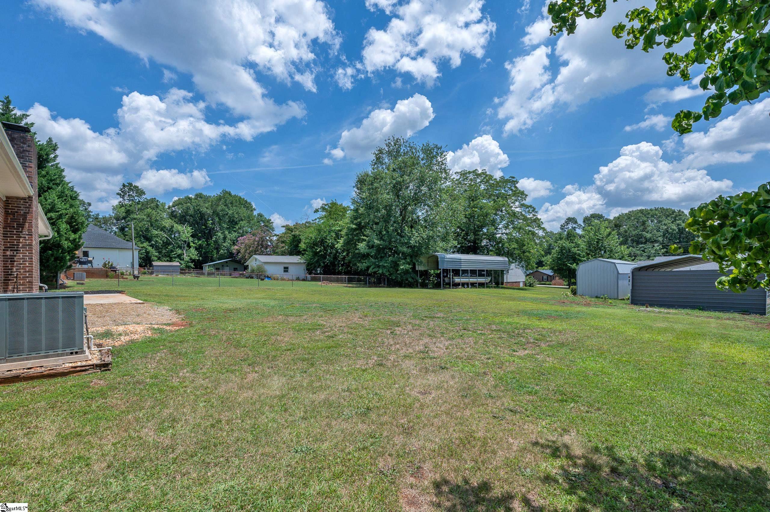 115 Wolfe Road Greer, SC 29650 - Photo 29 of 32