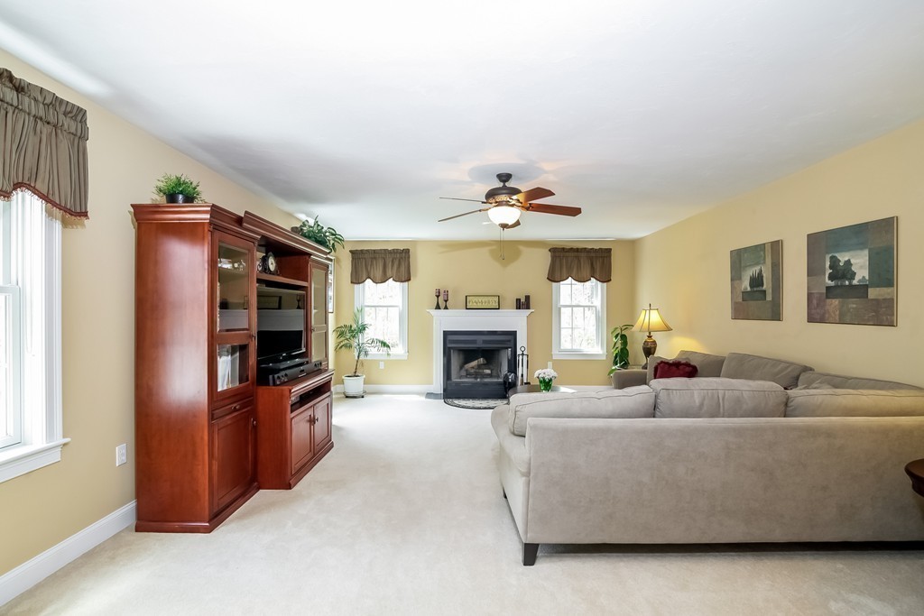 157 Brandywine Road Franklin, MA 02038 - Photo 10 of 28 Gallery Image 10