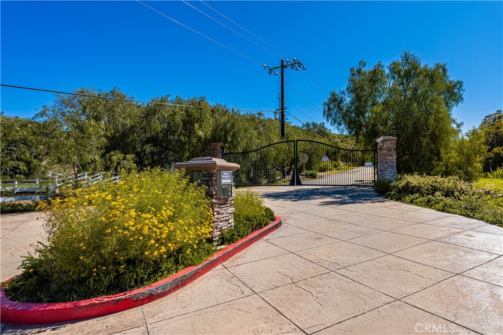 15902 Hope Street Silverado, CA 92676 - Photo 7 of 15