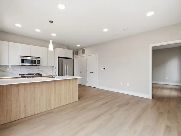 $4,400 | 249 Corey Road, Unit 201, Boston, MA 02135