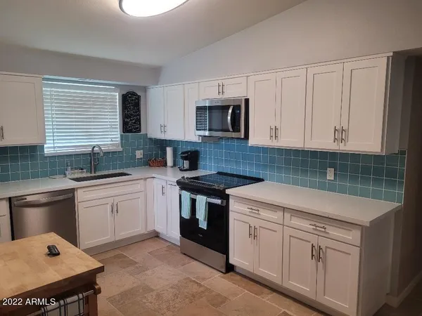 $2,650 | 10605 West Oakmont Drive, Sun City, AZ 85351