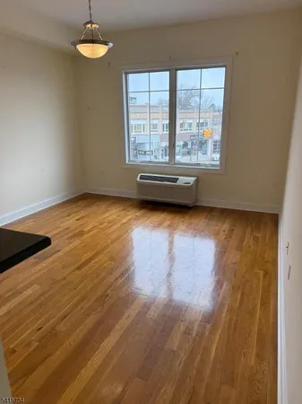 $1,845 | 1988 Morris Avenue, Unit 209, Union, NJ 07083